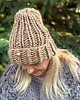czapki damskie Beanie handmade 4