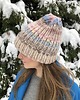 czapki damskie Wełniana czapka handmade kolorowe ozdobne włóczki wełna jasny beż 1