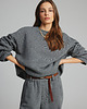 spodnie dresowe damskie Spodnie SOHO dark gray 4