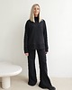 komplety damskie Kanani komplet spodnie dzwony i bluza z golfem czarny 2
