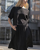 t-shirt damskie Wiskozowy t-shirt oversize - czarny 5
