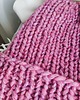 czapki damskie Różowa czapka o grubym splocie na drutach WOOLLY 5