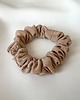 gumki do włosów Jedwabna beżowa gumka do włosów Beige Silk z odwiązywanymi uszkami 2