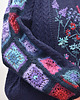 swetry damskie  Granatowy sweter z haftami w rozmiarze L/XL 6