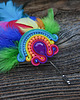 broszki Kolorowa broszka soutache z piórami 4