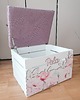 pojemniki na zabawki PERSONALIZOWANA SKRZYNIA piwonie z siedziskiem meble dzieciece 2