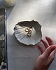 pojemniki na biżuterię Podstawka na Biżuterię Palo Santo Ceramiczna Muszelka Perłowa z Piegami 2