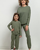 spodnie dresowe damskie Spodnie dresowe w typie jogger, MMM38, zielone 2