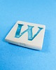 magnesy Ceramiczny magnes, niebieska literka W 2