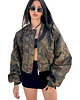 kurtki damskie Krótka kurtka typu bomber camo 2