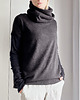 swetry damskie  Wysoki golf czarny sweter 4