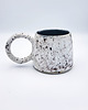 kubki Ceramiczny kubek z okrągłym uszkiem 1