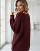 swetry damskie  661-1 Ciepły sweter oversize o mięsistym splocie i dekolcie V - bordowy 3