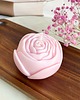 świeczniki i świece Świeca sojowa dekoracyjna "Flower" 58x40mm różowa 1