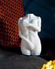 dodatki - różne Rzeźba z gipsu, figurka kobiety w bieli, wys. 8,5 cm 1