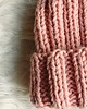 czapki damskie Czapka  beanie z wełną pudrowy róż 1