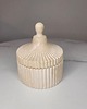 świeczniki i świece Świeca sojowa w ceramicznej doniczce 1