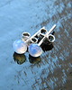 kolczyki wire wrapping 4mm  opalizujące kropki  - sztyfty 3
