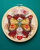 Ozdoby na ścianę Madame Butterfly ecru, haft w tamborku 20 cm 5