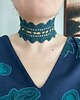 chokery Zielony szydełkowy choker z żółtymi koralikami 1