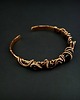 bransoletki wire wrapping Miedziana bransoleta cuff z onyksem 5