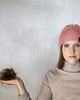 czapki damskie Różowa czapka merino z odczepianym pomponem 4