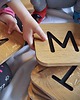 napisy dekoracyjne i tabliczki Litery scrabble, z drewna, drewniana krzyżówka 3