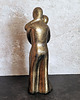 figurki i rzeźby Rzeźba z gipsu, W Twoich Ramionach, złota, wys. 15,2 cm 1