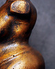 figurki i rzeźby Duża kobieta w metalicznym złocie ognistym, 14 cm, rzeźba z gipsu 7