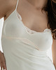 bielizna - inne Lekka, prążkowana koszulka nocna z koronką 2