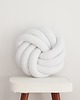poduszki supły Poduszka okrągła supeł Knotted Pillow Biała 2