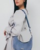 torby na ramię Mini HOBO z nubuku ekologicznego w kolorze dżinsowym 1