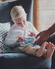 gry edukacyjne dla dzieci Dinozaur Antek - drewniana przeplatanka Montessori, rozwój motoryki małej 3