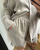 szorty damskie Premium szorty Bossy stone beige 2