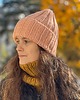 czapki damskie Buran - zimowa czapka z wełny peruwiańskiej jasna brzoskwinia 1