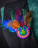 broszki Kolorowa broszka soutache z piórami 1
