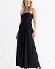 sukienki maxi damskie Elegancka sukienka koktajlowa maxi bez ramiączek - M1344 2
