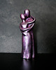 figurki i rzeźby Rzeźba z gipsu, W Twoich Ramionach, fioletowa, wys. 15 cm 3