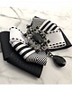 broszki Brosza w stylu Glamour Black & White 1