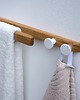 wieszaki Minimalistyczny drewniany wieszak ścienny na ręczniki 3