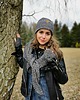 szale damskie Delikatna chusta handmade COSY grafitowa 2