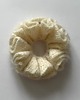 gumki do włosów Creamy crochet scrunchie. 1