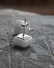 kolczyki wire wrapping Kwadraciki perłowa biel - sztyfty 5