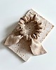 gumki do włosów Jedwabna beżowa gumka do włosów Beige Silk z odwiązywanymi uszkami 1