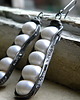 kolczyki wire wrapping białe perły - długie kolczyki 1
