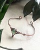 bransoletki wire wrapping Miedziana elfia bransoletka z zielonym onyksem 3