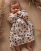 sukienki dla dziewczynki Sukienka EMILY z muślinu z ozdobnym guziczkiem, ecru w kwiaty 4