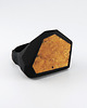 pierścionek z żywicy Czarny pierścionek FRAME z pomarańczowym bursztynem 2