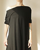 sukienki midi damskie Sukienka Serce oversize Czarna 1