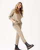 bluza bez kaptura damska Elegancka bluza damska w oliwkowym kolorze Iris 36 2